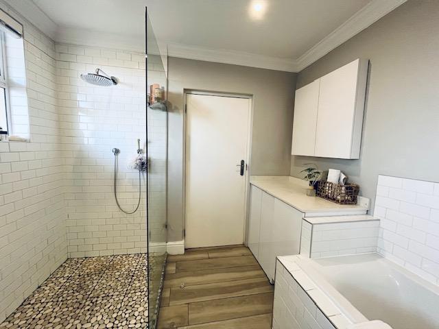 To Let 2 Bedroom Property for Rent in Kenilworth Upper Western Cape